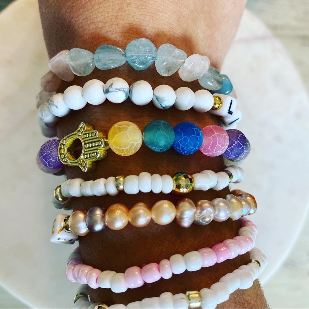 Customizable stretch bracelets - Picture 3 of 3